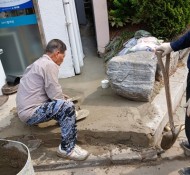 금천구설비 - 가산동 24시빨래방 출입구 집수리 보수 작업